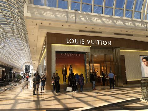 louis vuitton melbourne chadstone